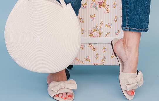 sandal-wanita-branded-2023