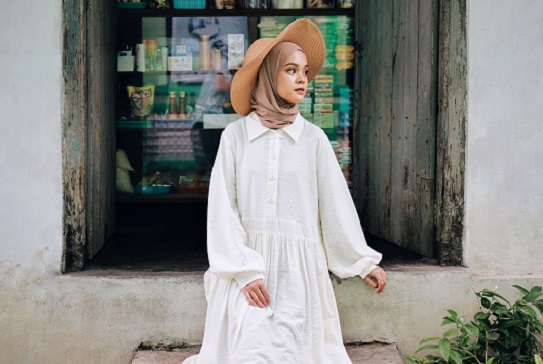 warna-hijab-yang-cocok-untuk-kulit-sawo-matang